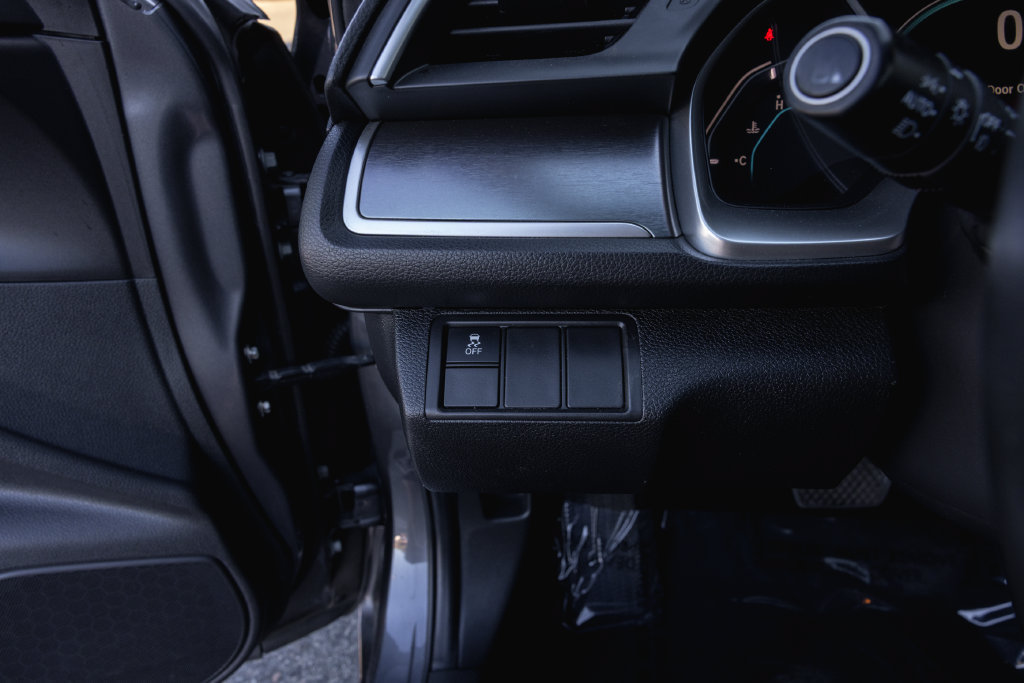 Used 2018 Honda Civic EX-T image 15