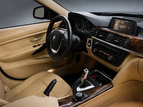 Used 2015 BMW 328i Sedan RWD image 7