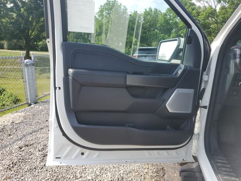 New 2025 Ford F150 Lariat w/ Equipment Group 502A High image 11