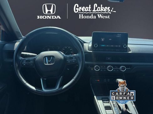Used 2025 Honda CR-V Sport image 9