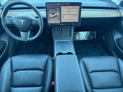 Used 2023 Tesla Model 3 Standard Range image 13