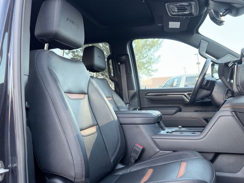 Used 2024 GMC Sierra 2500 AT4 w/ AT4 Premium Plus Package image 13