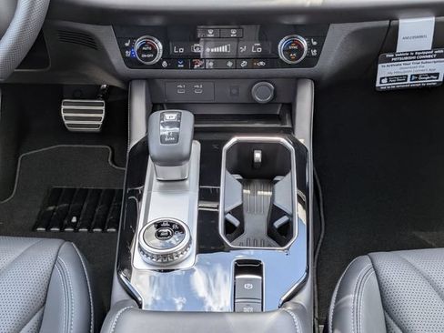 New 2026 Mitsubishi Outlander SEL Black Edition FWD image 18