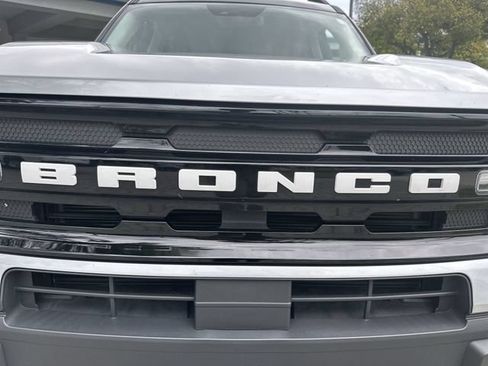 Used 2023 Ford Bronco Sport Outer Banks w/ Tech Package AWD/4WD image 10