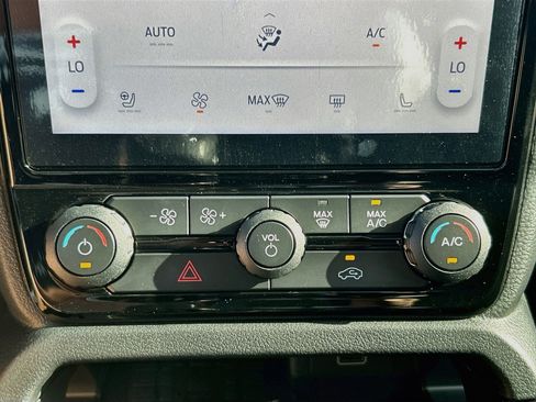 New 2026 Ford Ranger Lariat w/ FX4 Off-Road Package AWD/4WD image 11