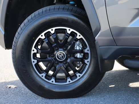 Used 2022 Toyota Tundra SR5 w/ TRD Off-Road Package image 8