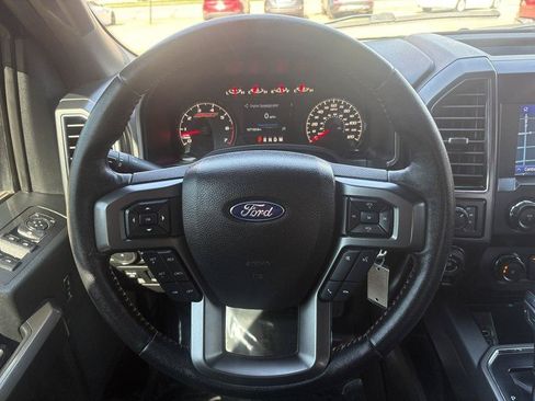 Used 2019 Ford F150 XLT w/ Equipment Group 302A Luxury AWD/4WD image 15