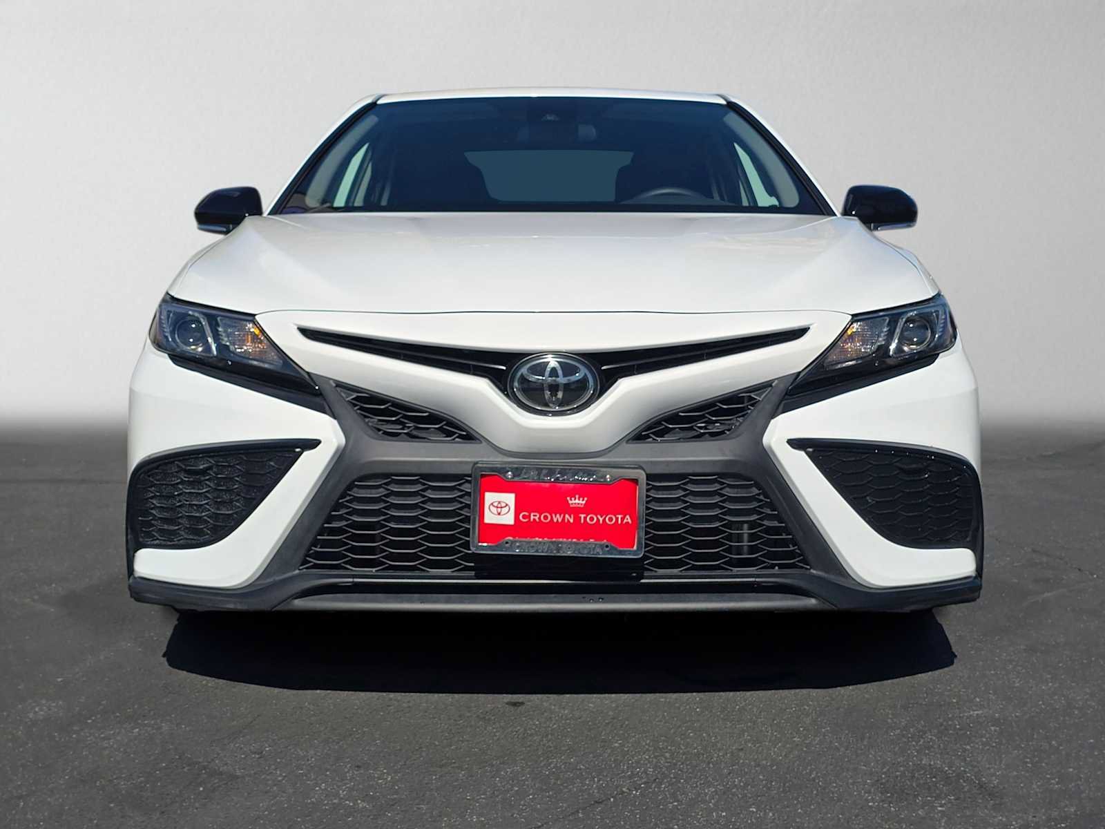 Certified 2022 Toyota Camry SE w/ Carpet Mat Package (TMS) FWD image 8