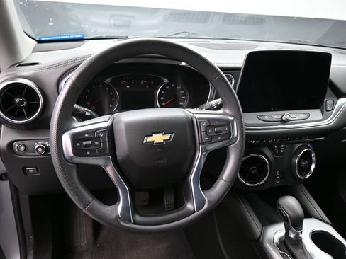 Used 2023 Chevrolet Blazer LT FWD image 13