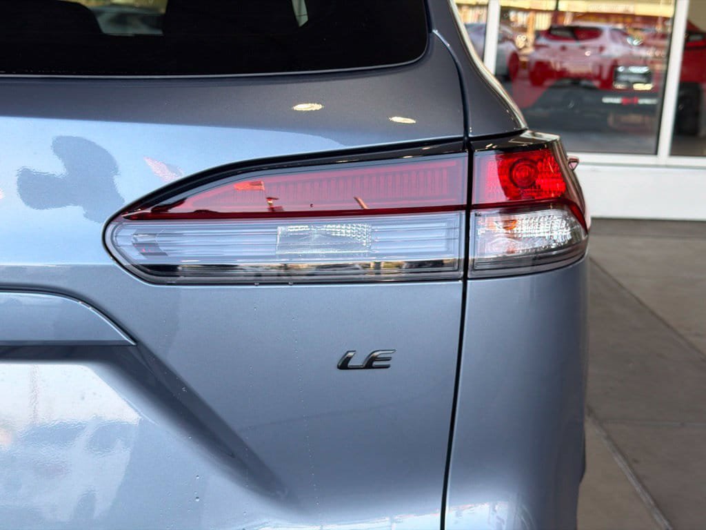 New 2026 Toyota Corolla Cross LE w/ Moonroof Package FWD image 12