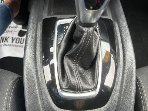 Used 2020 Nissan Rogue SV AWD/4WD image 25