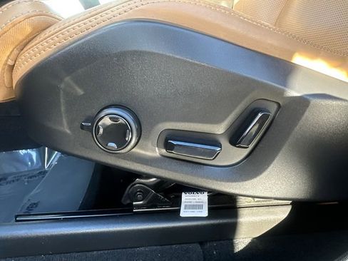 Used 2021 Volvo XC60 T5 Inscription w/ Advanced Package AWD/4WD image 34