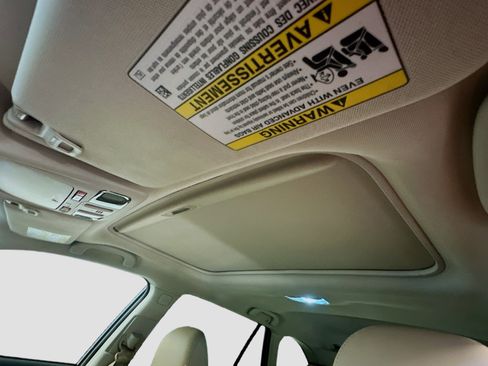 Used 2018 Subaru Outback 3.6R Limited image 27