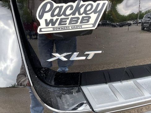 Used 2020 Ford Explorer XLT w/ Comfort Package AWD/4WD image 6