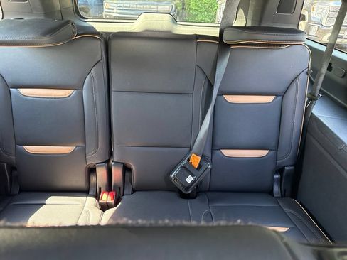 Used 2022 GMC Yukon XL AT4 AWD/4WD image 22