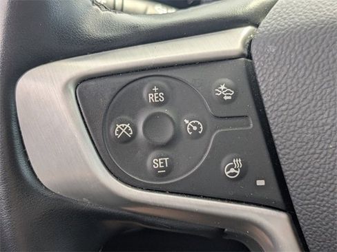 Used 2023 GMC Terrain SLT image 25