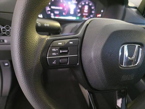 Used 2023 Honda Accord LX image 18