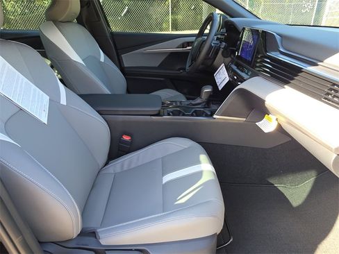 Used 2026 Toyota Camry SE image 14