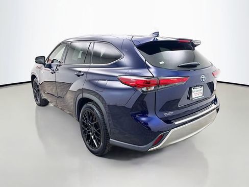 Used 2020 Toyota Highlander Platinum image 5