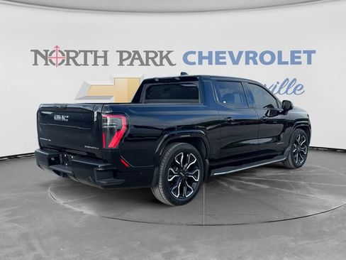 Certified 2025 GMC Sierra EV Denali AWD/4WD image 5