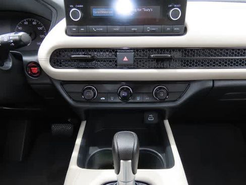 Used 2023 Honda HR-V LX image 20
