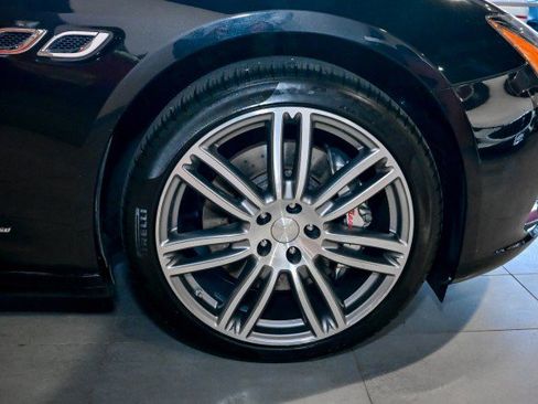 Used 2018 Maserati Quattroporte S GranLusso Q4 AWD/4WD image 43