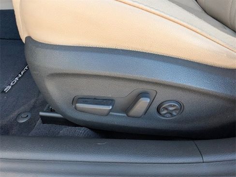 Used 2017 Hyundai Sonata Limited w/ Ultimate Package 04 image 31
