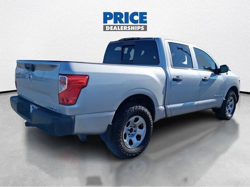 Used 2017 Nissan Titan S AWD/4WD image 5