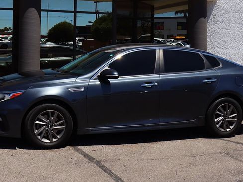 Used 2020 Kia Optima LX FWD image 7