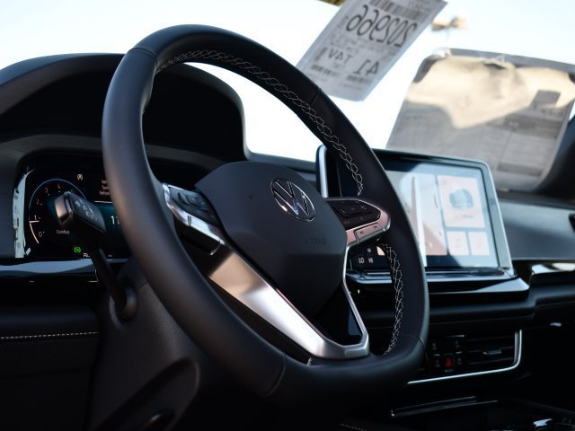 New 2025 Volkswagen Atlas Cross Sport SE AWD/4WD image 10