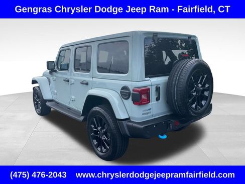 Used 2024 Jeep Wrangler Unlimited Sahara w/ Dual Top Group AWD/4WD image 5