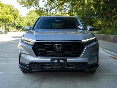 Used 2024 Honda CR-V EX-L image 3