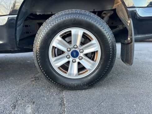 Used 2017 Ford F150 XLT image 11