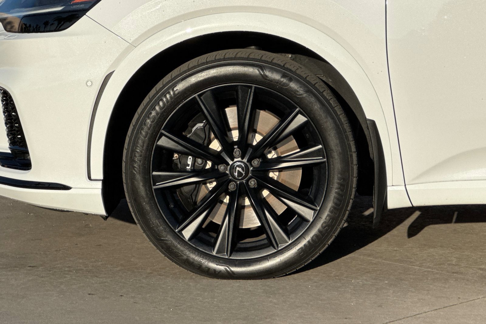 Used 2023 Lexus RX 500h F Sport w/ Cold Area Package AWD/4WD image 27