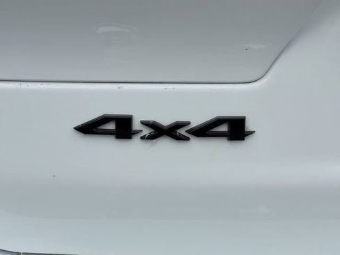 Used 2023 Jeep Grand Cherokee L Laredo AWD/4WD image 27