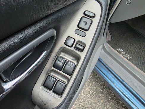 Used 2006 Subaru Baja Sport image 11