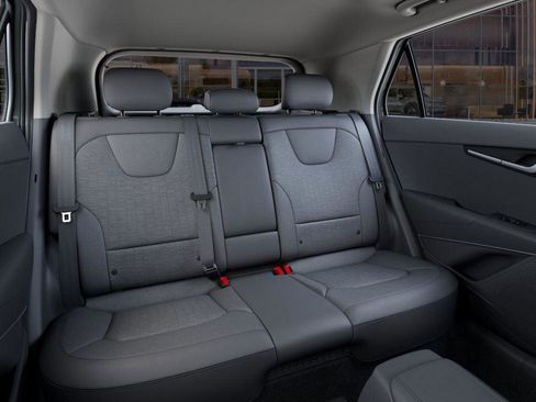 New 2025 Kia Niro SX Touring image 17