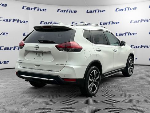 Used 2019 Nissan Rogue SL w/ Premium Package image 6