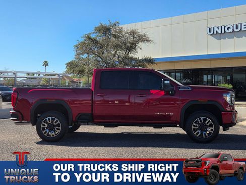 Used 2020 GMC Sierra 2500 AT4 w/ AT4 Premium Package image 5