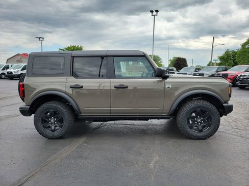 New 2025 Ford Bronco Big Bend w/ Black Diamond Package AWD/4WD image 3