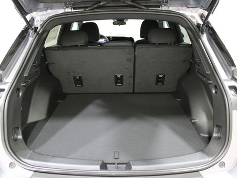 New 2026 Chevrolet Equinox EV LT image 29