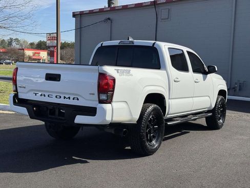 Used 2023 Toyota Tacoma SR AWD/4WD image 21