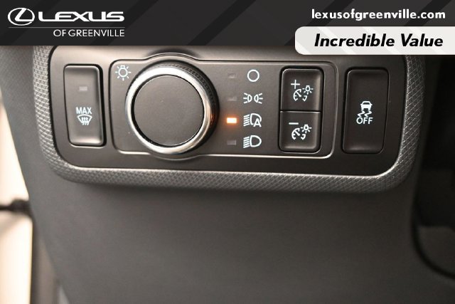 Used 2025 Ford Mustang Mach-E Premium w/ Sport Appearance Package AWD/4WD image 16