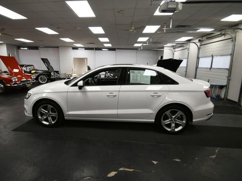 Used 2018 Audi A3 2.0T Premium w/ Convenience Package image 5