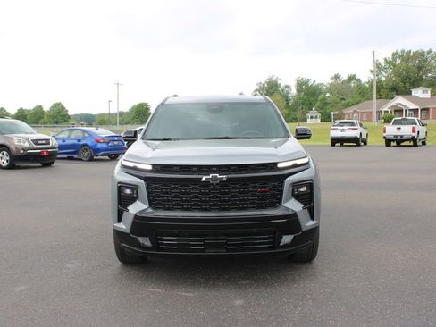 New 2026 Chevrolet Traverse RS w/ LPO, Floor Liner Package FWD image 3