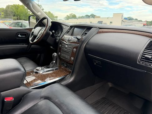 Used 2015 INFINITI QX80 4WD w/ Theater Package image 28