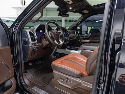 Used 2022 Ford F450 King Ranch w/ King Ranch Ultimate Package AWD/4WD image 45