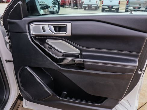 Used 2021 Ford Explorer ST w/ Equipment Group 401A image 21