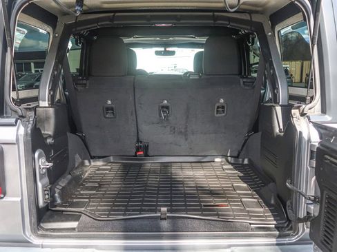 Used 2021 Jeep Wrangler Unlimited Sport AWD/4WD image 12
