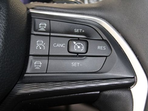 Used 2024 Jeep Grand Cherokee Altitude image 26